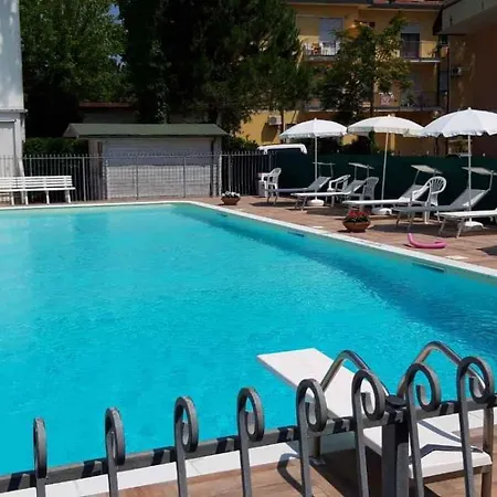 In 51422 Rosolina Mare