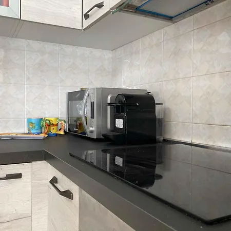 In 51422 Apartment