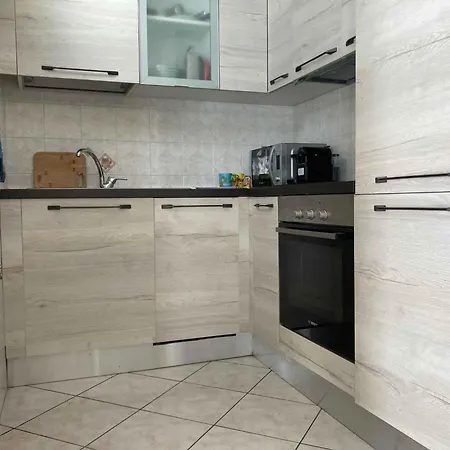 In 51422 Apartment *